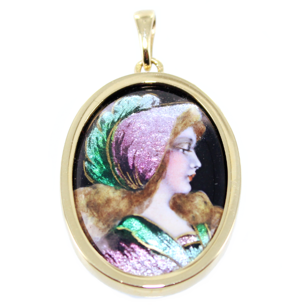 Pendentif Or Jaune Email Romantique - Capeline rose 