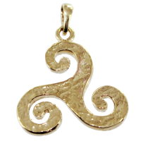 Pendentif Or Jaune Triskell ciselé Taille 5 